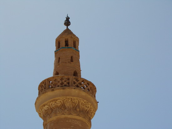  تزئينات سر مناره مسجد جامع نائين