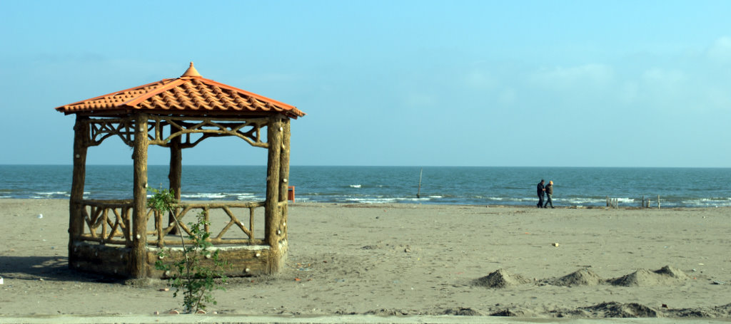 ساحل جمخاله     Chamkhaleh beach